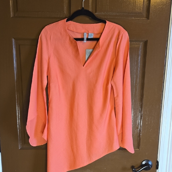 Voice-Linen blend light coral pullover v neck top, side drape Sz L NWT. - Picture 2 of 8